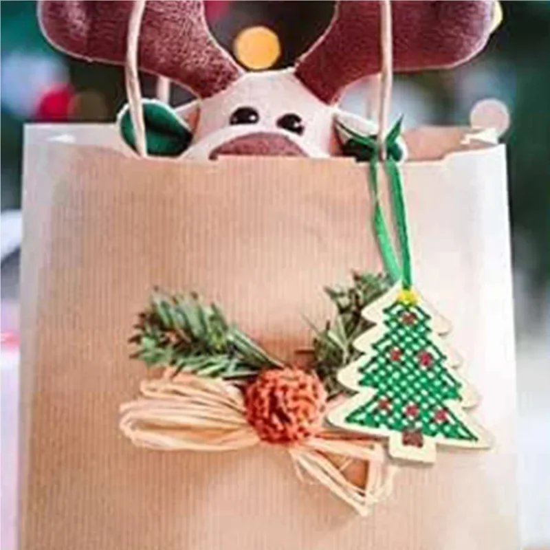 طقم تطريز خشبي عالي الجودة مكو - مراجعة Art Craft Christmas Tree وسعره